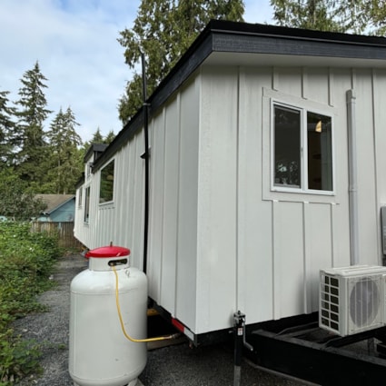 Spacious 10x40' Park Model Tiny House on Wheels - Image 2 Thumbnail