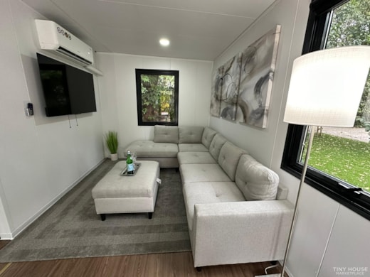 Spacious 2-Bedroom OMNI Modular Home with Off-Grid Capabilities