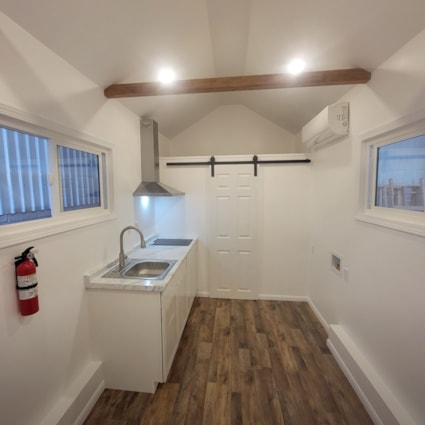 Spring 24ft Tiny Home on Wheels  - Image 2 Thumbnail