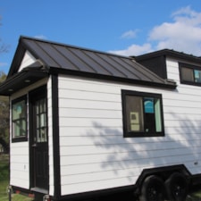Steel Framed 8.5x 24 Quality Built Tiny Home on Wheels - Image 6 Thumbnail