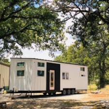 Stylish & Cozy Trailermade Tiny Home • Ready for you TODAY!  - Image 6 Thumbnail