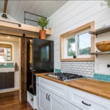 Super Cute New Cottage Tiny Home - Image 4 Thumbnail