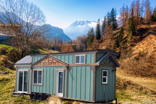 The 30' Timber-Craftsman by Lil Bear Tiny Homes