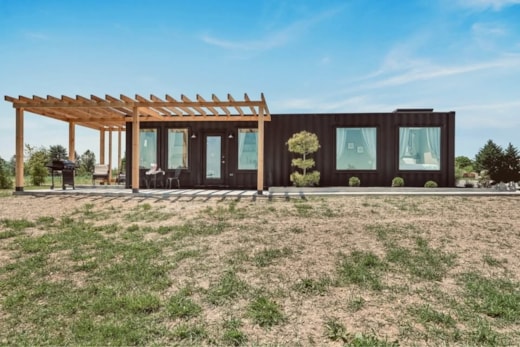 The Meadow: 8x40 Turnkey Luxury Container
