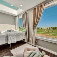 The Meadow: 8x40 Turnkey Luxury Container - Image 5 Thumbnail