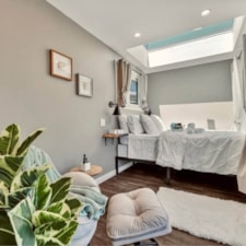 The Meadow: 8x40 Turnkey Luxury Container - Image 6 Thumbnail
