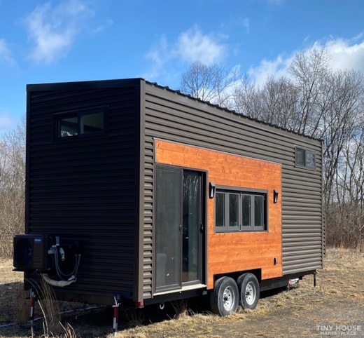 The perfect Tiny House for enjoying the outdoors or for an AirBNB investment.