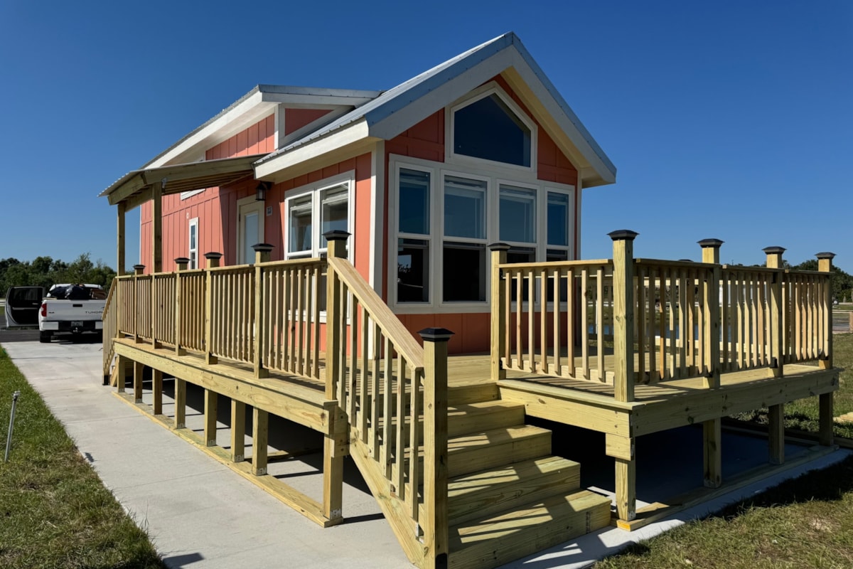 The Sweet Escape | 399 sq. ft. | Punta Gorda, FL. - Image 1 Thumbnail