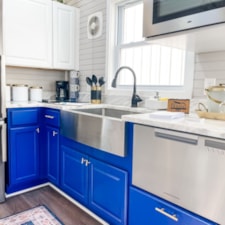 The Waterford | HGTV-Featured Luxury Tiny Home, Move-In Ready - Image 5 Thumbnail