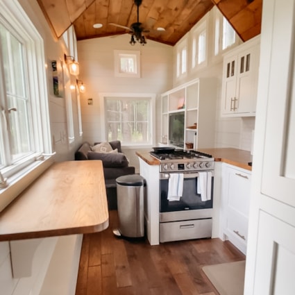 Timbercraft Denali Tiny Home – Move-In Ready, Must Move - Image 2 Thumbnail