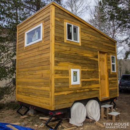 Tiny Cabin 12' x 8.5' Tiny House on Wheels - Image 2 Thumbnail