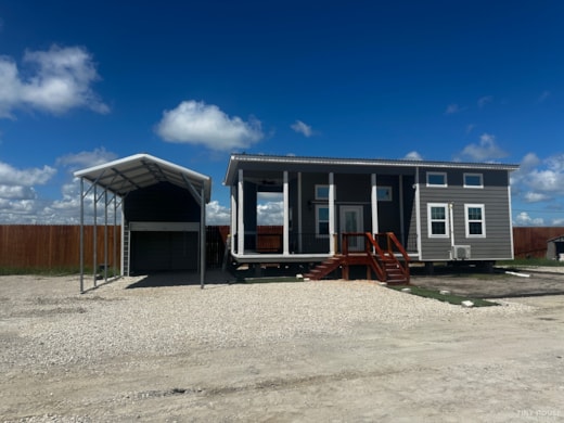 Tiny Home 1/1 Loft Carport/Utility 