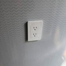 TINY HOME 19 X 20 FT - Image 4 Thumbnail