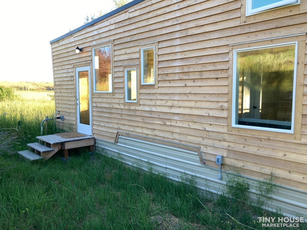 Tiny Home (28' x 10') for sale - Image 1 Thumbnail