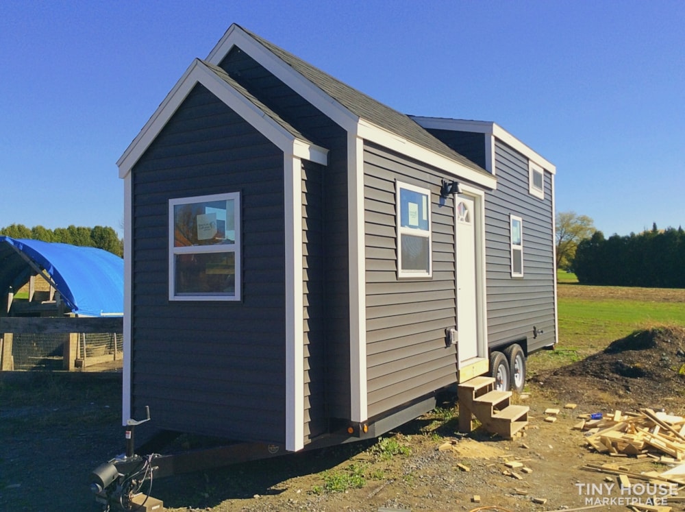 Tiny Home 8ft wide x 24ft long - Built & Ready to Move - Image 1 Thumbnail