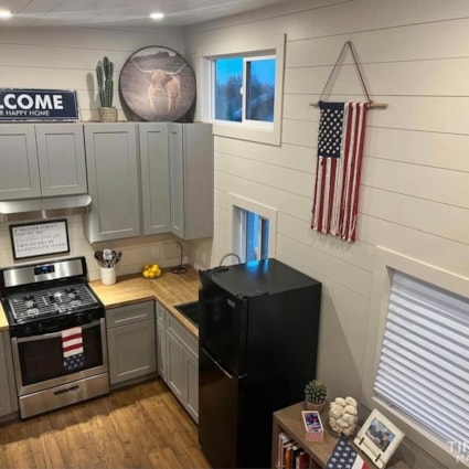 Tiny Home $92,459 or Best Offer! - Image 2 Thumbnail