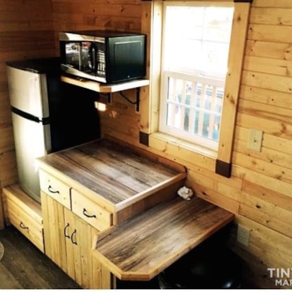 Tiny home built in 2016 - Image 2 Thumbnail