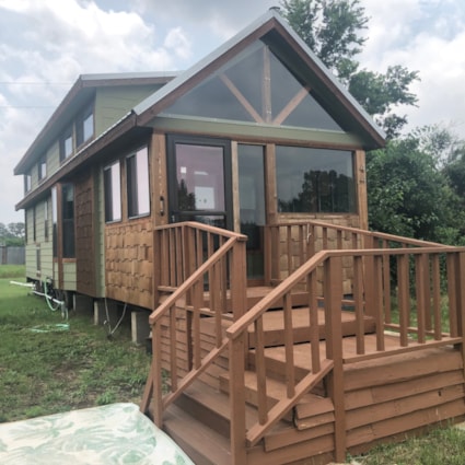 SOLD !!!  Tiny Home Park Model by Platinum Cottages 2021 Bayside - Image 2 Thumbnail