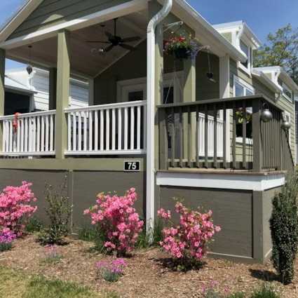 Tiny Home cottage for sale in desirable tiny home community in Flat Rock, NC - Image 2 Thumbnail