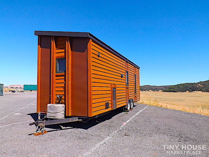 Tiny House for Sale TINY HOME ESCAPE TRAVELER XL FOR SALE
