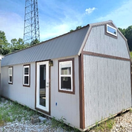 Tiny home for sale - Image 2 Thumbnail