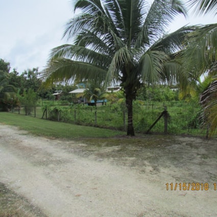 Tiny Home in Belize - Image 2 Thumbnail