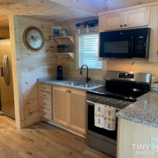 Tiny Home Log Cabin - Image 6 Thumbnail