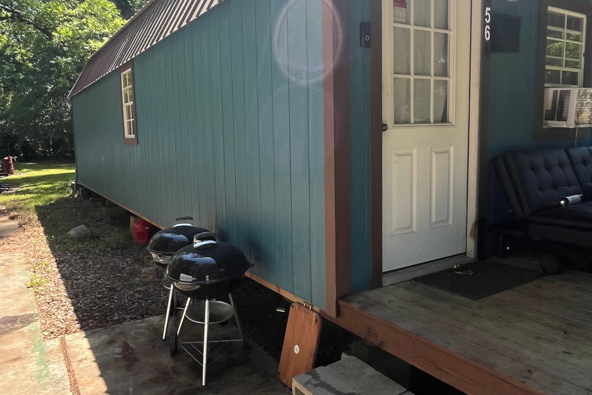 Tiny House  - Image 1 Thumbnail