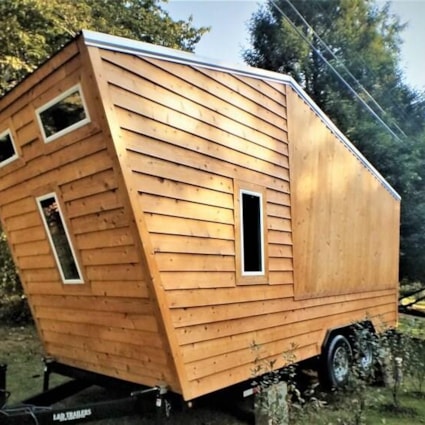 Tiny House for Sale - Image 2 Thumbnail