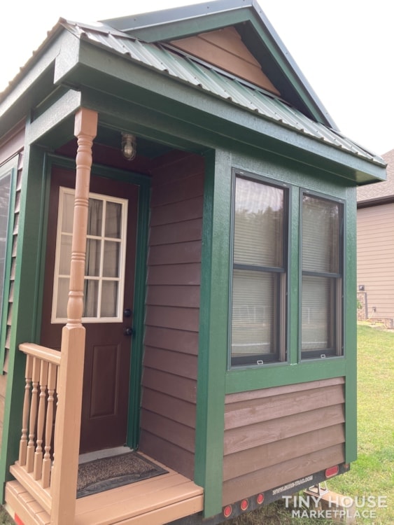 Tiny House for sale - Image 1 Thumbnail