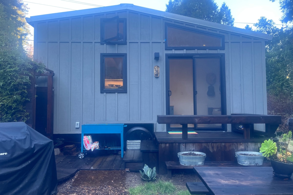Tiny House for Sale in Santa Cruz - Image 1 Thumbnail