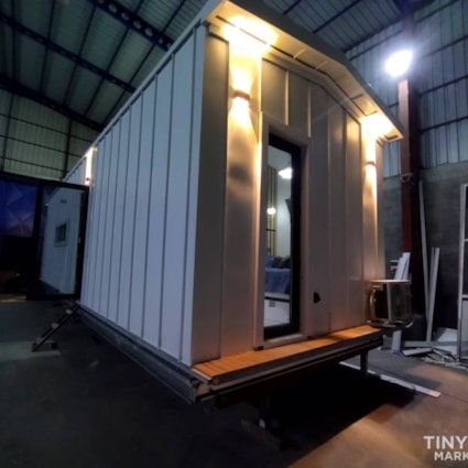 Tiny house for sale luxury tiny home on foundation 400 sqft - Image 2 Thumbnail