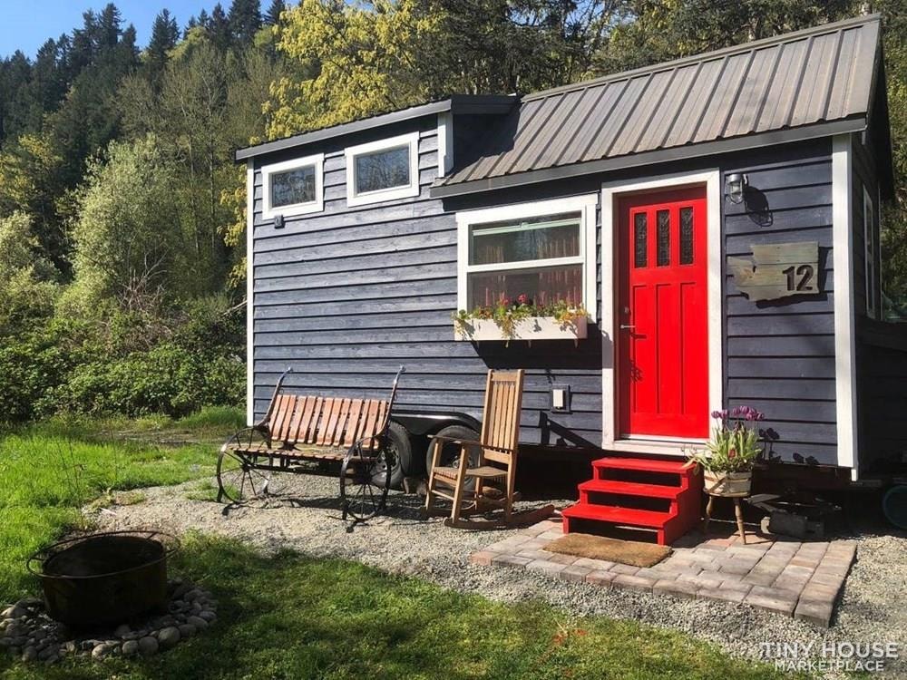 Tiny House for Sale - Stylish, Cozy, Green! - Image 1 Thumbnail