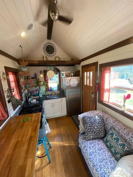 Tiny House for Sale - Tiny House for Sale - Stylish, Cozy,