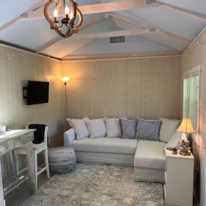 Tiny House - fully finished and furnished!   - Image 2 Thumbnail