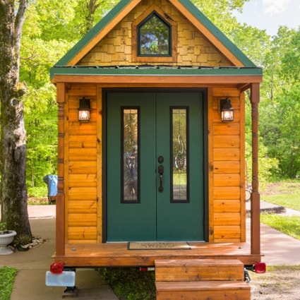Tiny House Log Cabin - Move-in ready! **Make an offer!** - Image 2 Thumbnail