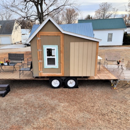 Tiny house on solid 24 foot trailer with deck - Excellent Condition - Image 2 Thumbnail