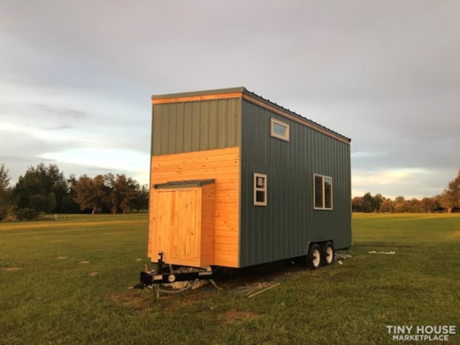 Tiny House on wheels- Move in ready