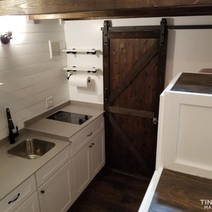 Tiny house on wheels for sale - Image 2 Thumbnail