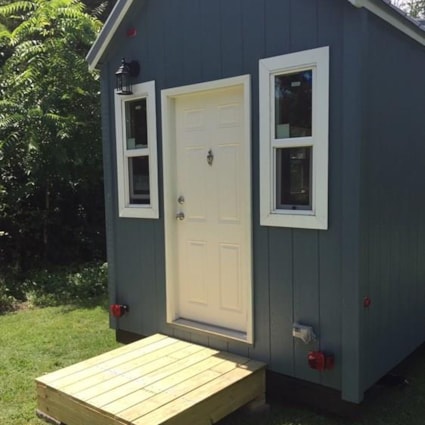 Tiny House on Wheels for sale - Image 2 Thumbnail