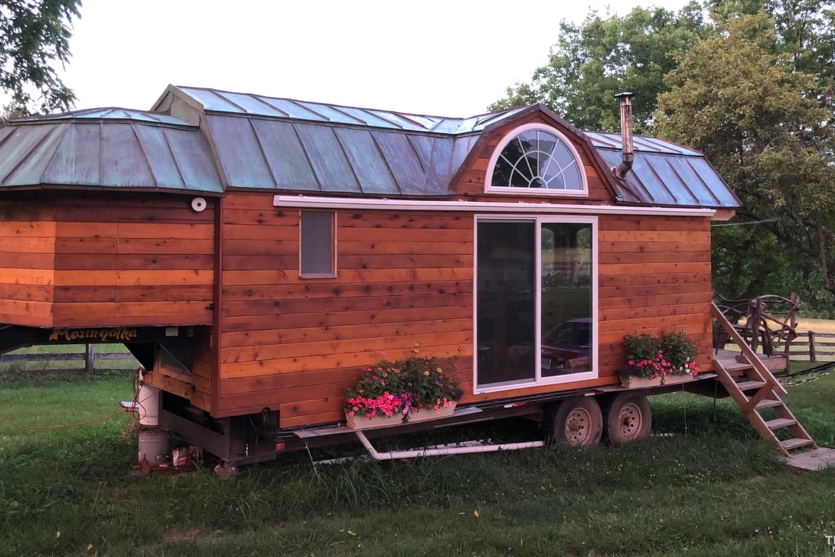 Tiny house on wheels for sale - Image 1 Thumbnail