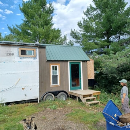 Tiny House- Solar, Kitchen, hardwood counters, ready to live off grid - Image 2 Thumbnail