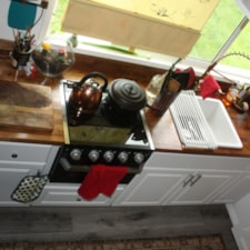 Tiny House THOW Two lofts rooftop deck - Image 6 Thumbnail