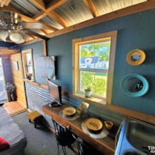 Tiny House Tiny Home 17 feet long and 9 foot ceiling - Image 3 Thumbnail