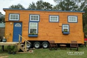 Tiny house w/ jetted tub/on HGTV