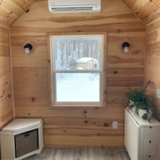 Tiny House with First Floor Bedroom - Image 4 Thumbnail