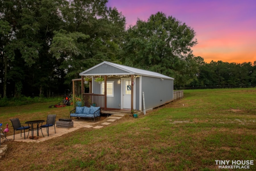 Tiny House for Sale Tiny house with land!!!