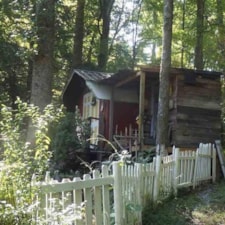Tiny off grid house on 3/4 Acre in Smoky Mountains - Image 4 Thumbnail