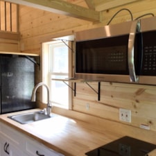 Tumbleweed Farallon Tiny Home - Image 4 Thumbnail