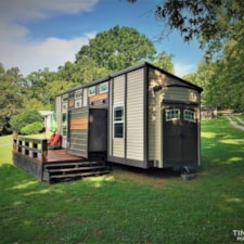 Turn Key Luxury Tiny Home on Wheels For Sale  - Image 6 Thumbnail